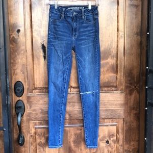 American Eagle Ripped Skinny Jeans Mid Waist